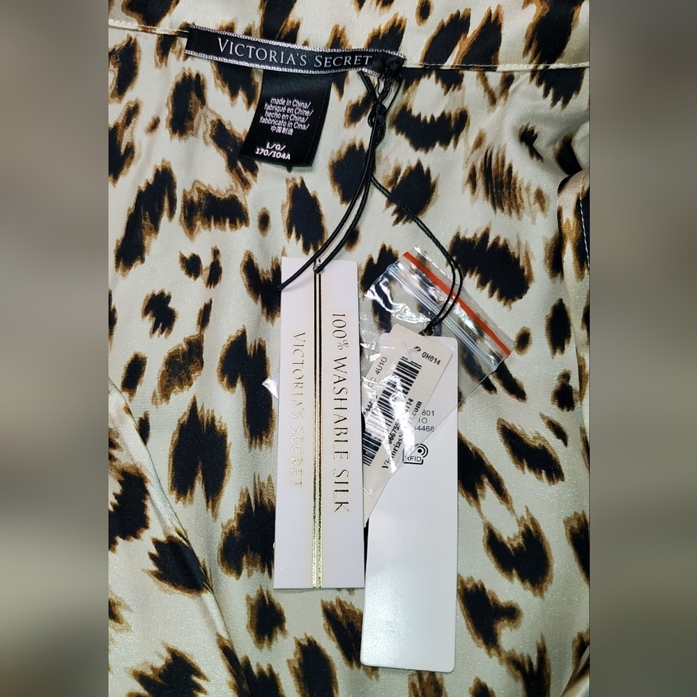 Victoria's Secret SILK PJ Set - Large - Picture 4 of 4